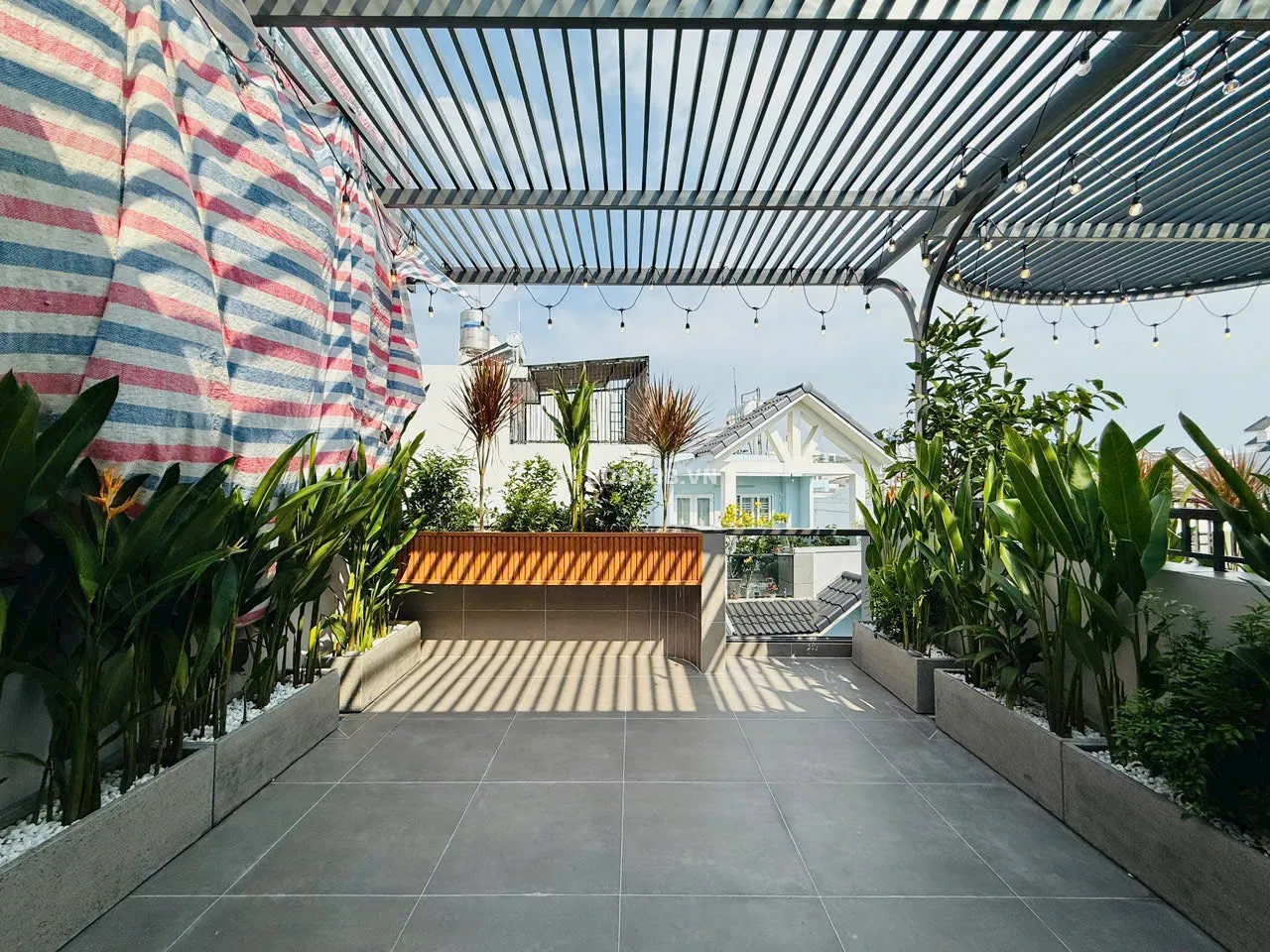 Ảnh lớn